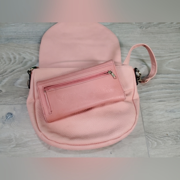 Cross Body Round stud purse - Picture 5 of 6